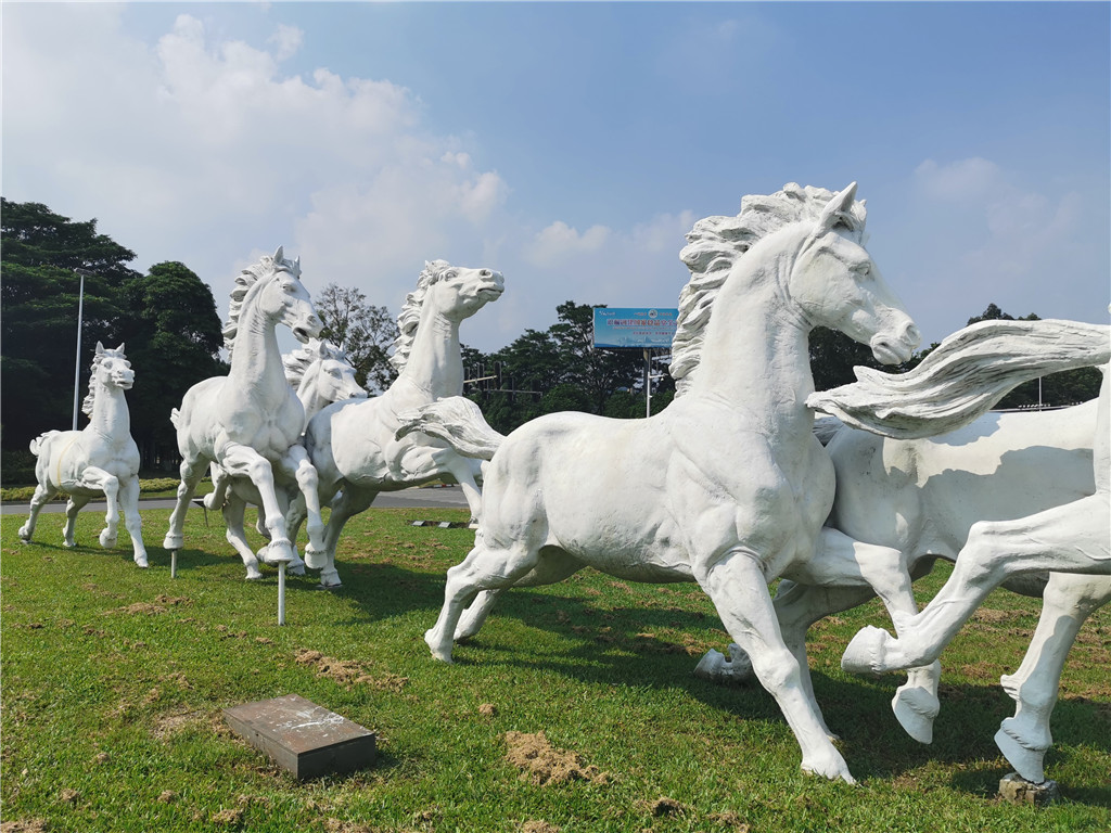 玻璃鋼雕塑6 玻璃鋼雕塑6